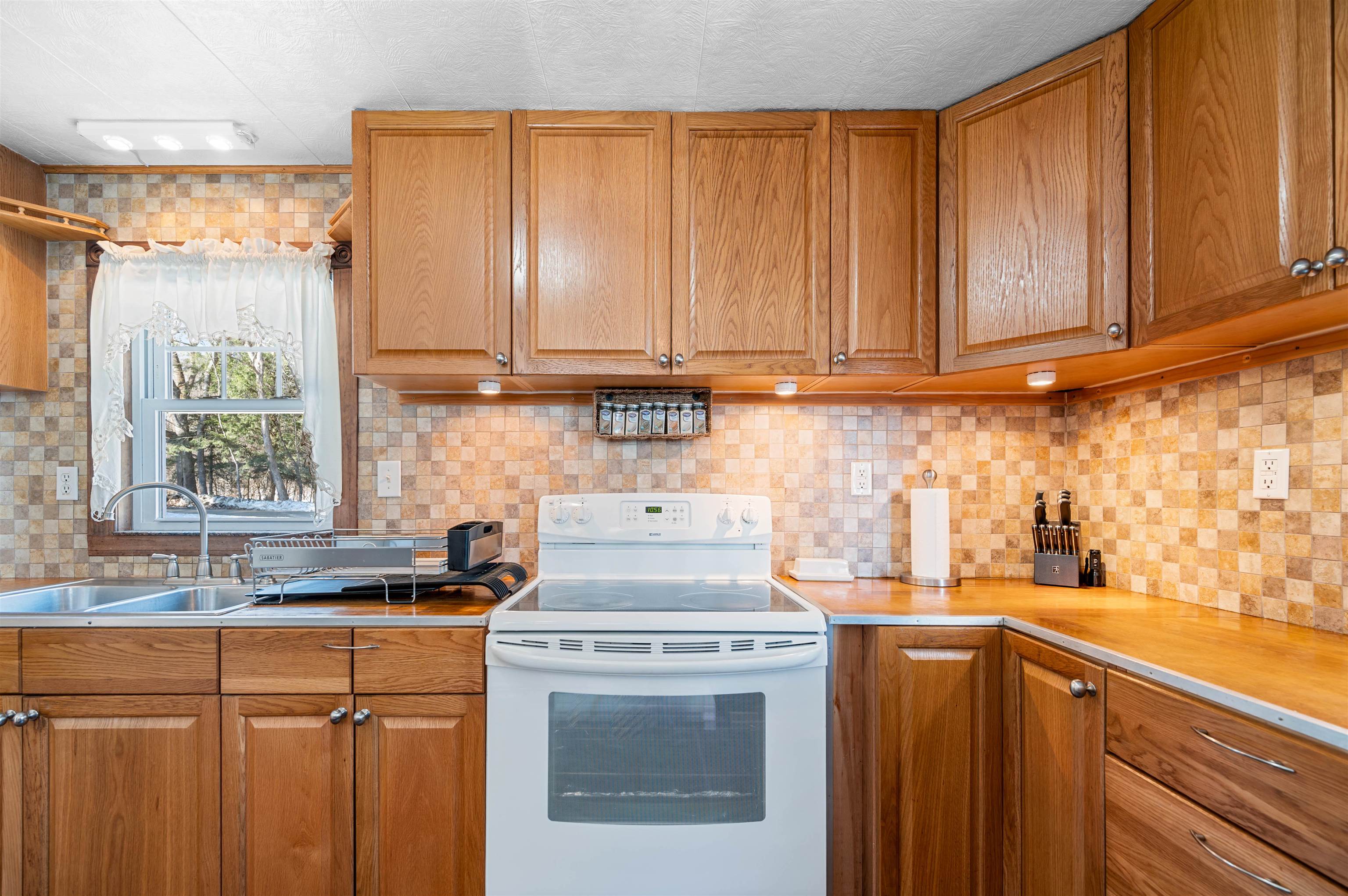 310 Hill St Extension Berlin, VT 05602 - Photo 6 of 54