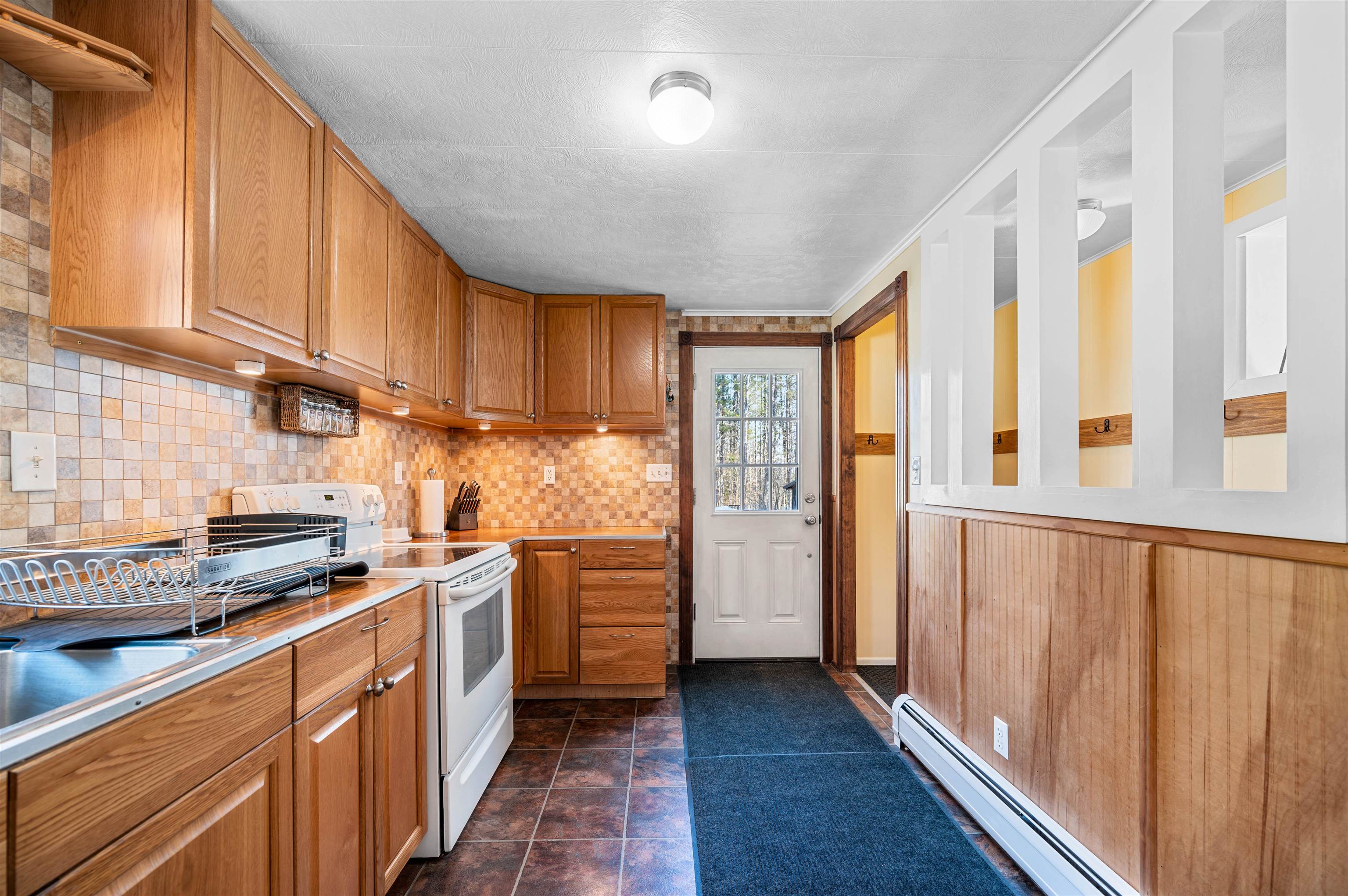 310 Hill St Extension Berlin, VT 05602 - Photo 8 of 54