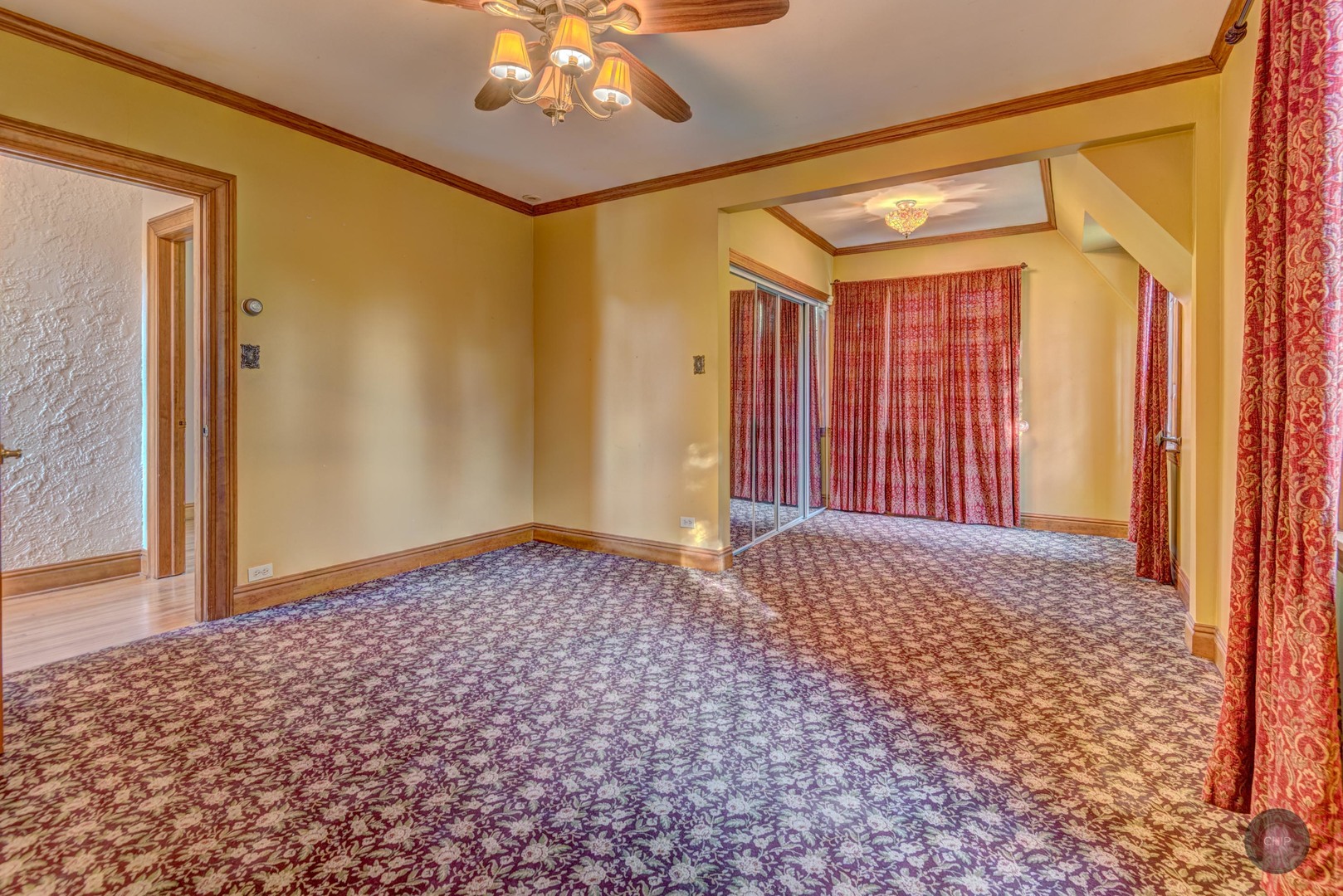 933 North Main Street Glen Ellyn, IL 60137 - Photo 17 of 32 a view of a livingroom with a staircase