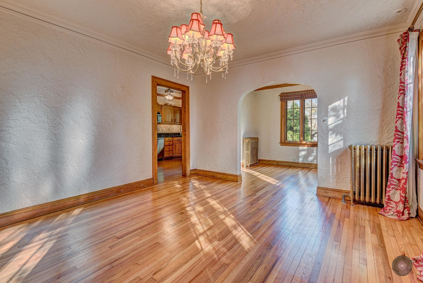 933 North Main Street Glen Ellyn, IL 60137 - Photo 7 of 32 a view of livingroom with wooden floor