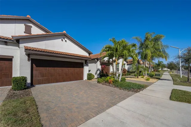 $340,000 | 5314 Stoic Vale Drive, Wimauma, FL 33598