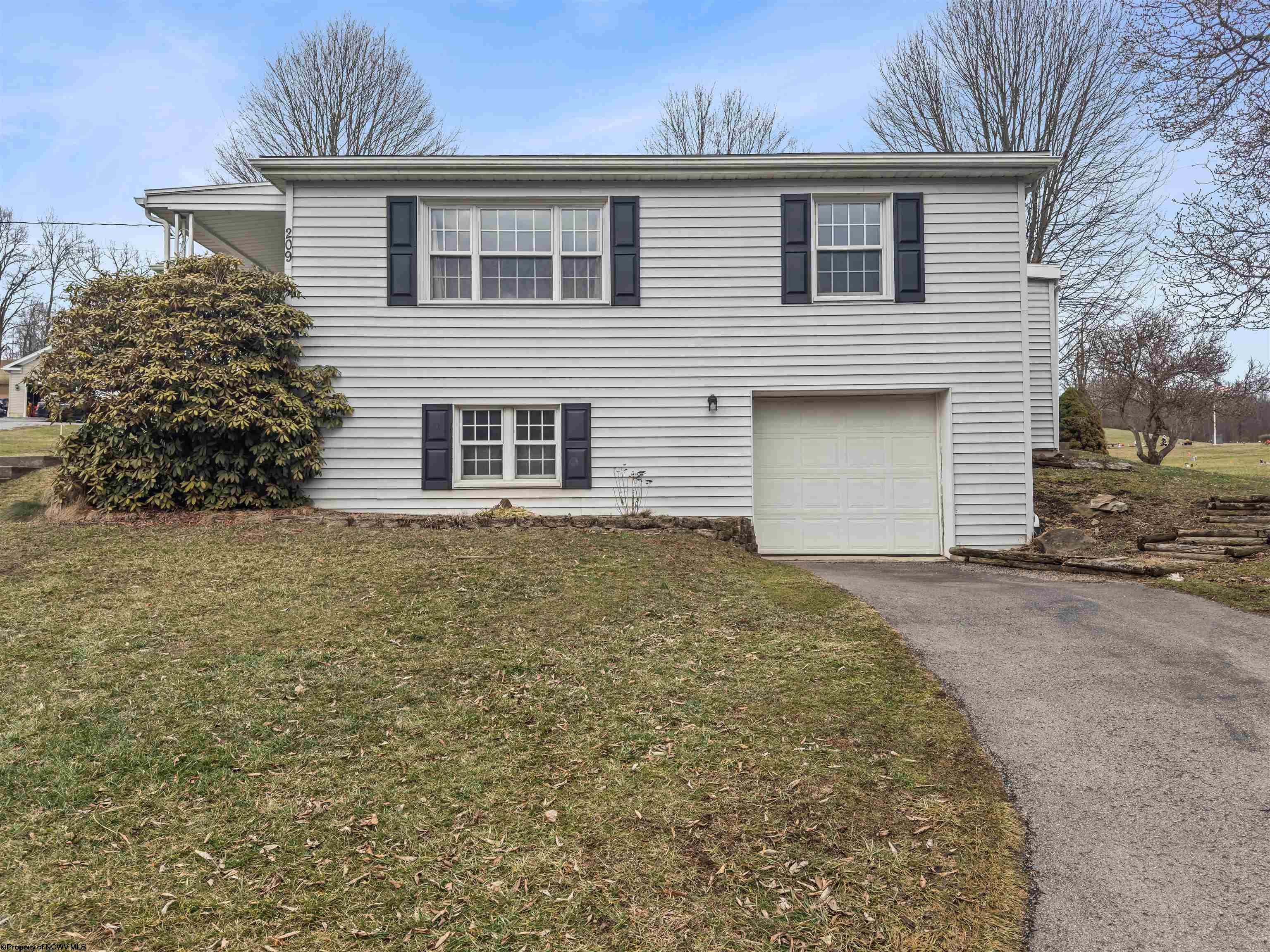 209 Zachs Run Road Mount Clare, WV 26408 - Photo 2 of 23 Gallery Image 2