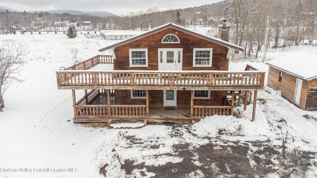 $715,000 | 60 County Route 65, Hensonville, NY 12439
