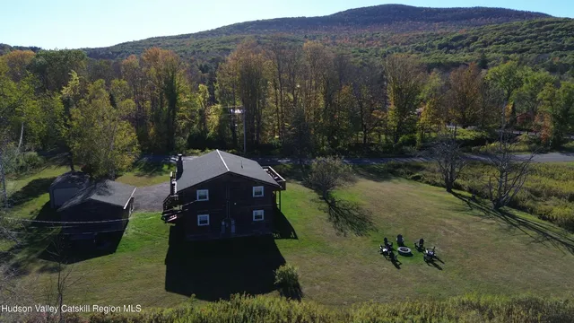 $715,000 | 60 County Route 65, Hensonville, NY 12439