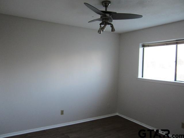 103 Wendy Whitehouse, TX 75791 - Photo 13 of 18 an empty room with a window