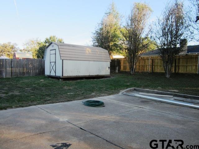 103 Wendy Whitehouse, TX 75791 - Photo 17 of 18 a view of a back yard of the house