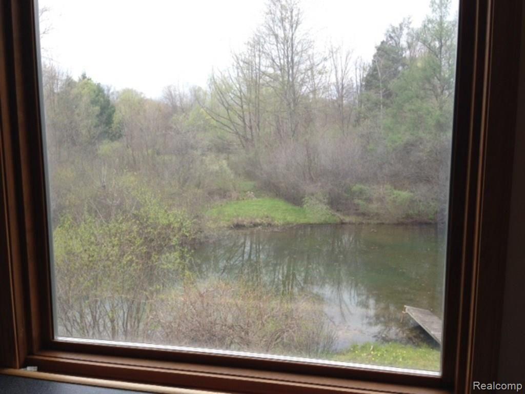 10466 Silver Lake Road Brighton, MI 48116 - Photo 24 of 27 IMG_4365.jpg
