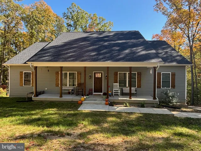 $639,900 | 2724 Patriot Lane, Fredericksburg, VA 22408