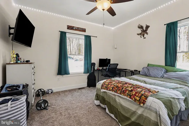 $639,900 | 2724 Patriot Lane, Fredericksburg, VA 22408