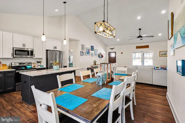 $639,900 | 2724 Patriot Lane, Fredericksburg, VA 22408