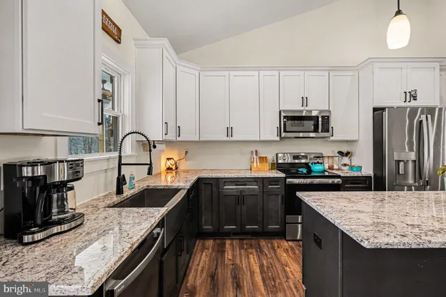 $639,900 | 2724 Patriot Lane, Fredericksburg, VA 22408