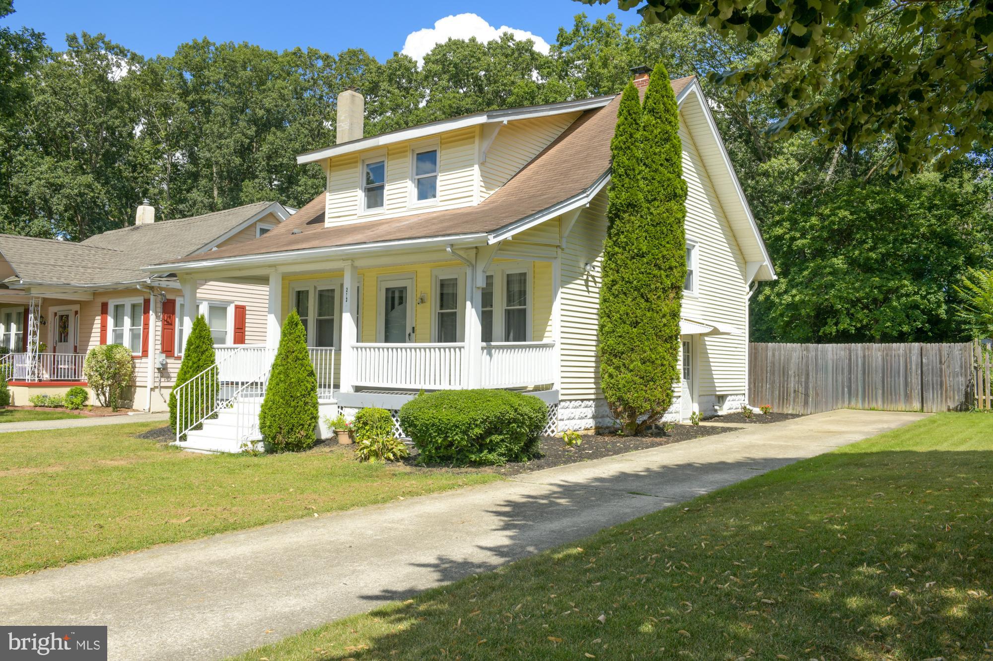 213 Church Street Newfield, NJ 08344 - Photo 3 of 36 a view of a house with a yard and plants