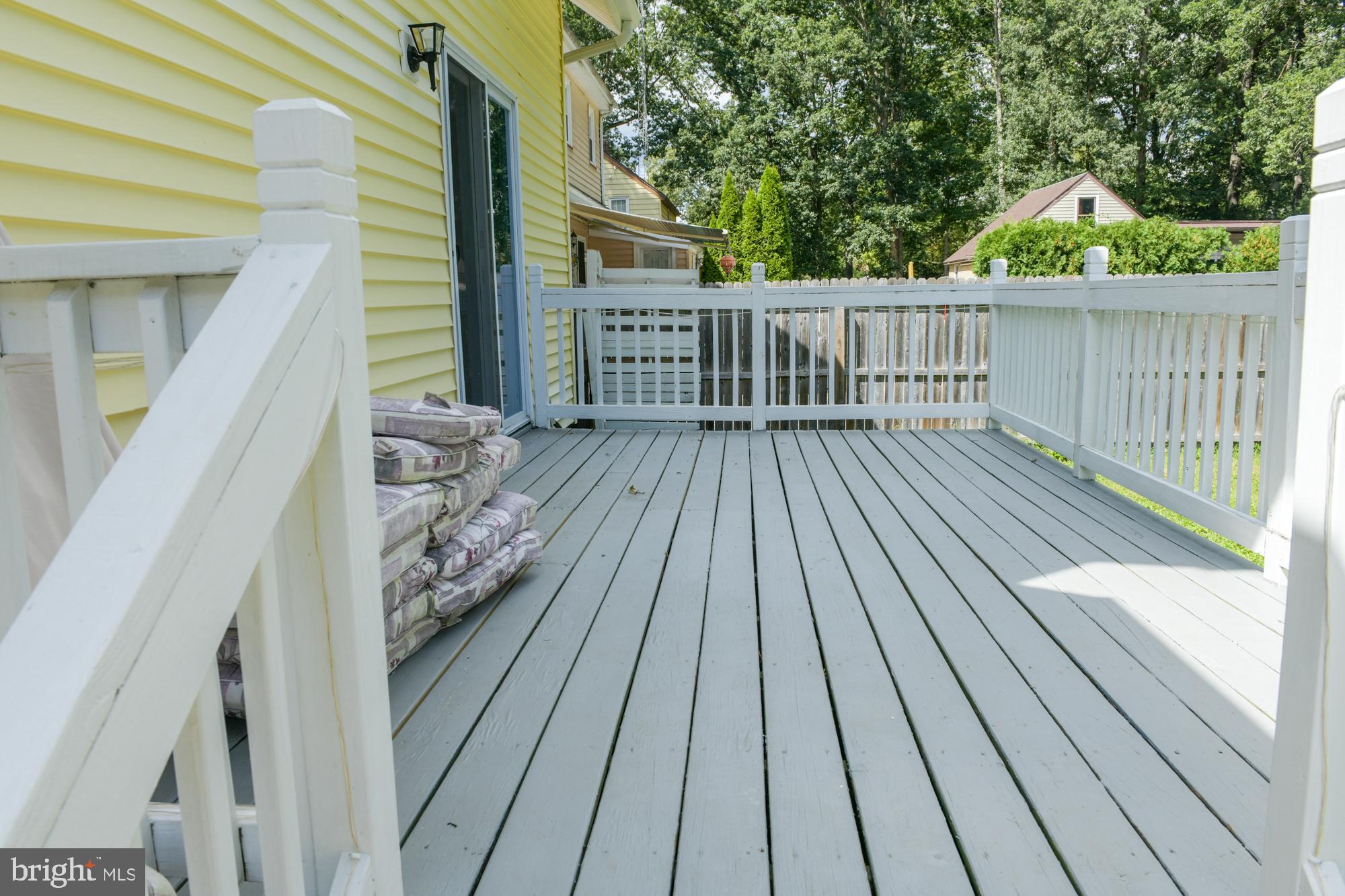 213 Church Street Newfield, NJ 08344 - Photo 9 of 36 a view of deck with wooden floor and outer view