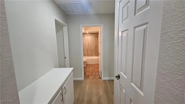 $2,450 | 3365 Othello Drive, Las Vegas, NV 89121