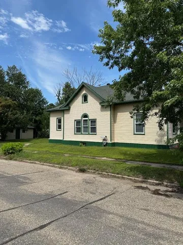 $154,900 | 302 Cedar Avenue, Cass Lake, MN 56633