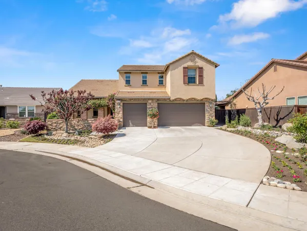 $740,000 | 1178 Blackwood Avenue, Clovis, CA 93619