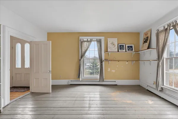 $275,000 | 330 East Main Street, Searsport, ME 04974