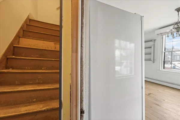 $275,000 | 330 East Main Street, Searsport, ME 04974