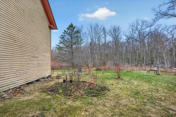 $275,000 | 330 East Main Street, Searsport, ME 04974