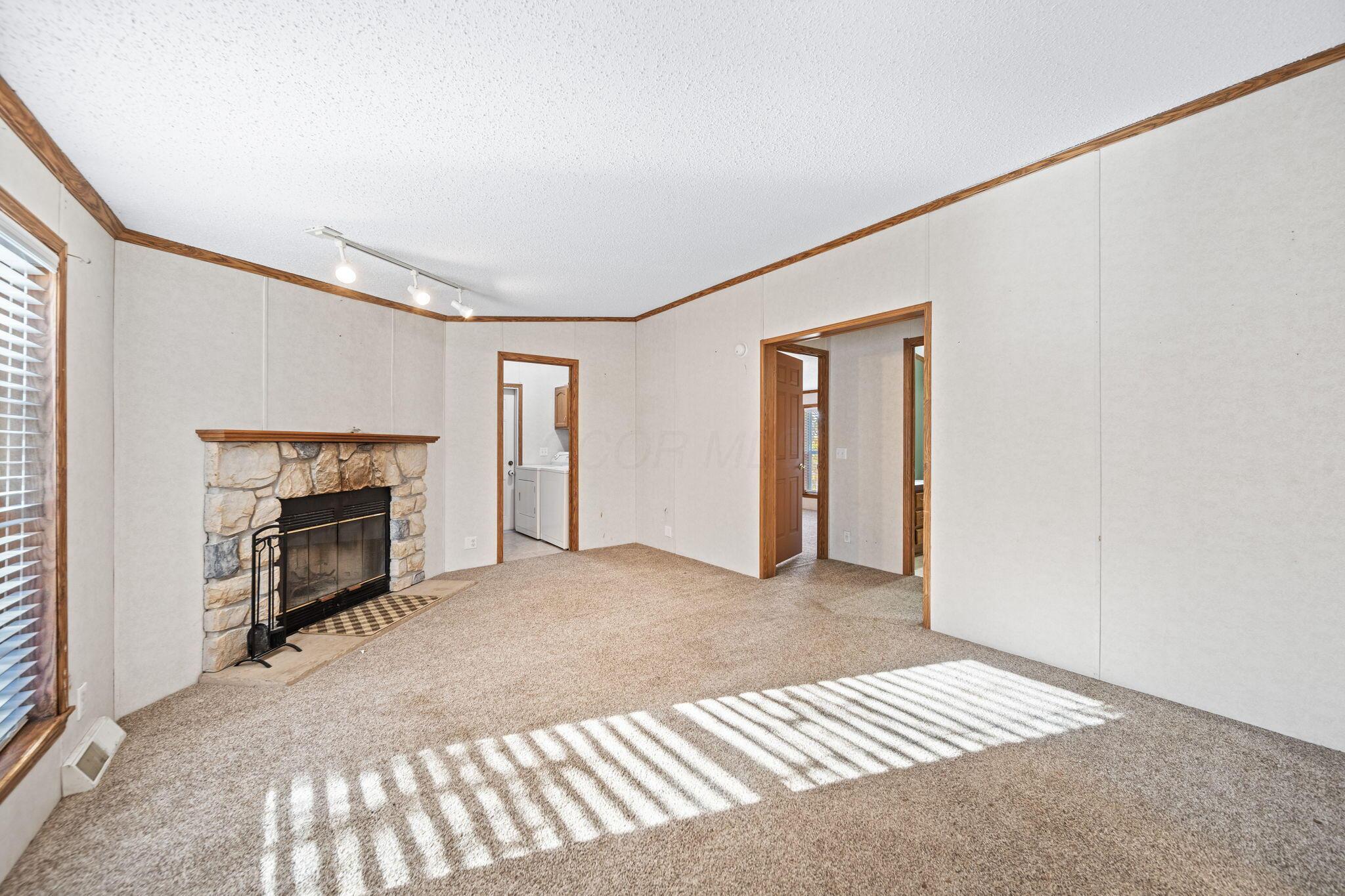 320 Hough Road Chillicothe, OH 45601 - Photo 15 of 37 9-web-or-mls-A7408555