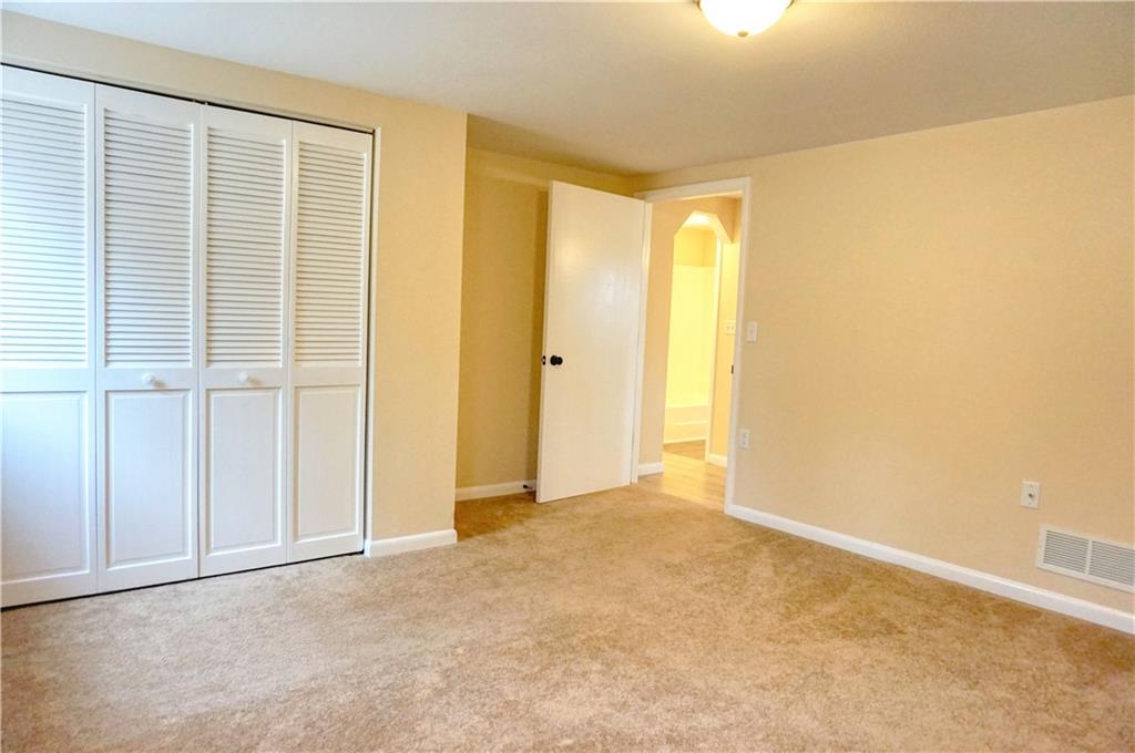 306 Dinnerbell Road Butler, PA 16002 - Photo 17 of 25
