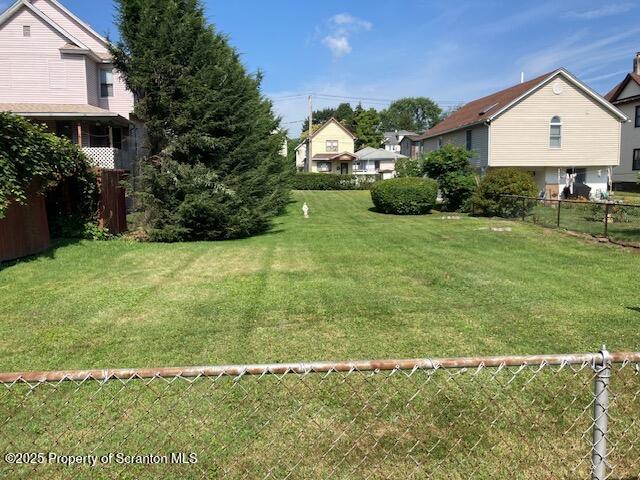 612 Philo Street Scranton, PA 18508 - Photo 5 of 45 IMG_5038