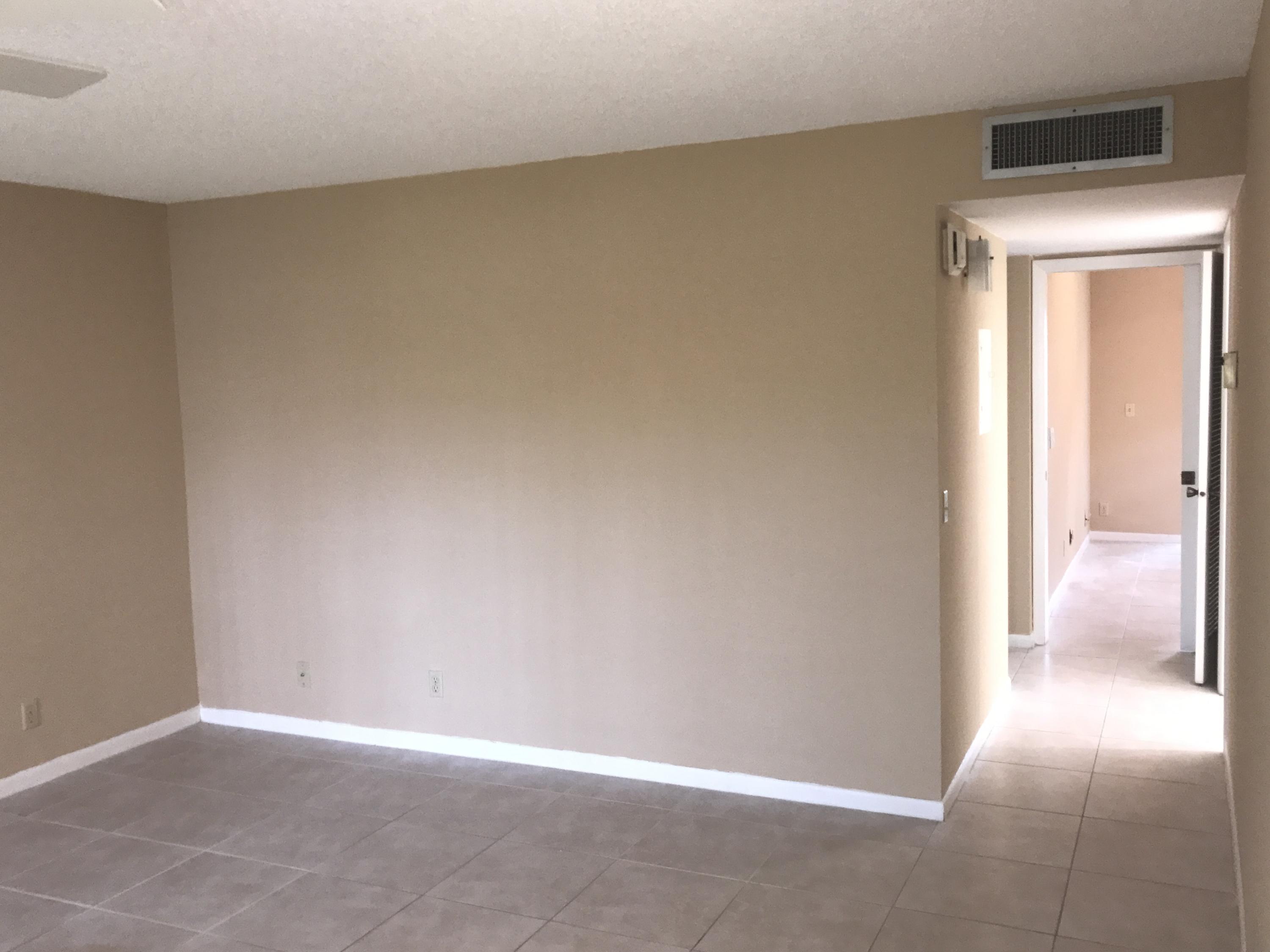 155 Piedmont F, Unit D Delray Beach, FL 33484 - Photo 11 of 14 IMG_5918