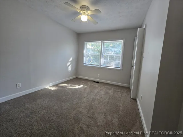 a view of empty room with window