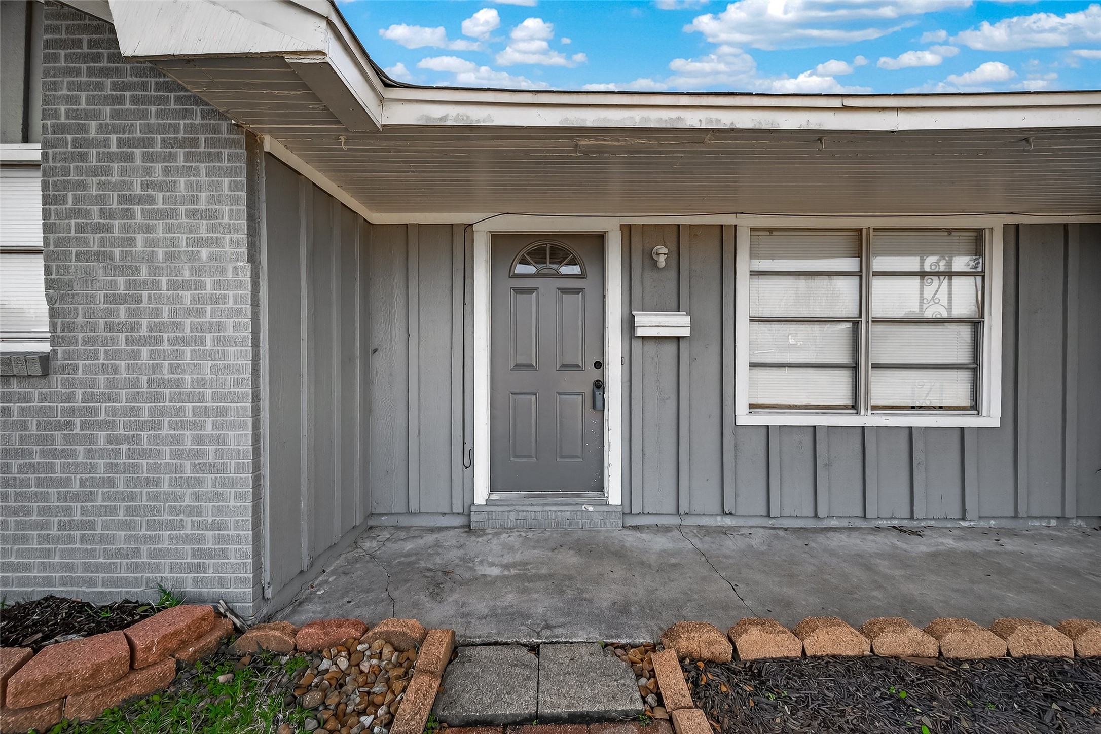 3102 Hays Street Pasadena, TX 77503 - Photo 6 of 25 a view of front door of house