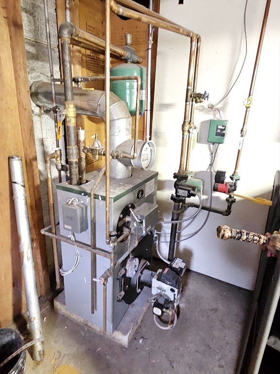 5 William Street Acushnet, MA 02743 - Photo 17 of 20 a view of a room with gym equipment