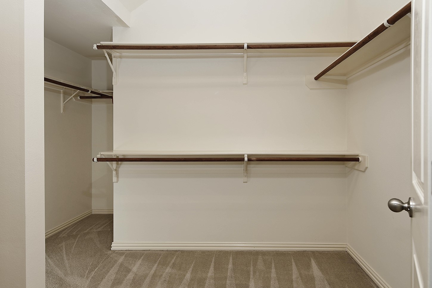 35 Granite Path Place Spring, TX 77389 - Photo 17 of 40 Primary Closet