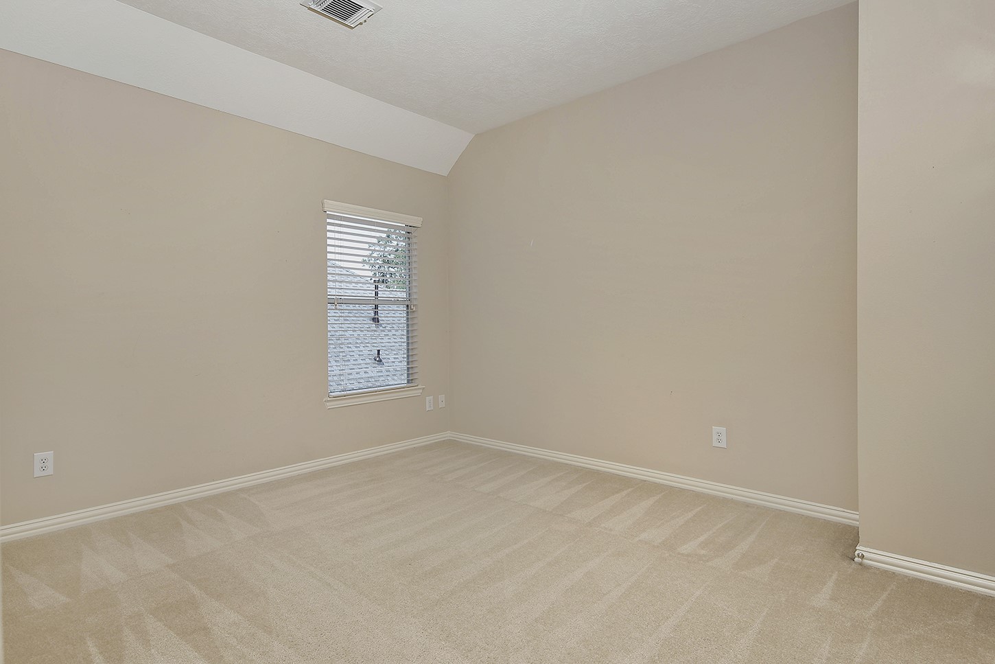 35 Granite Path Place Spring, TX 77389 - Photo 21 of 40 Bedroom #3