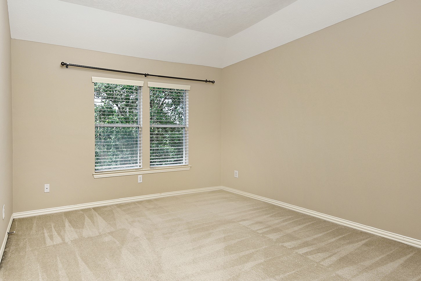 35 Granite Path Place Spring, TX 77389 - Photo 23 of 40 Bedroom #4