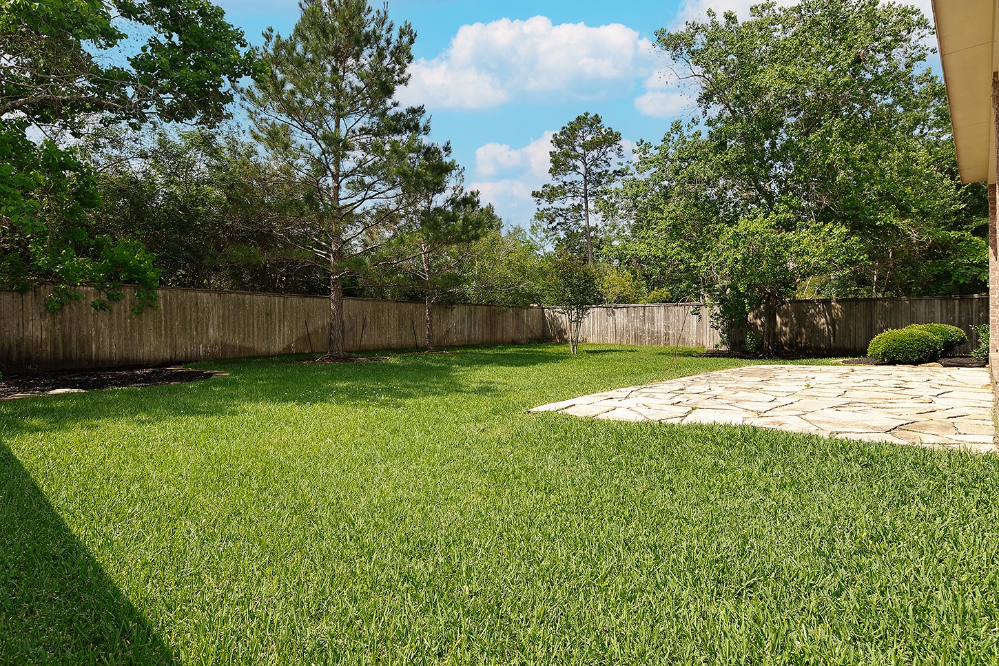 35 Granite Path Place Spring, TX 77389 - Photo 27 of 40 Spacious Backyard