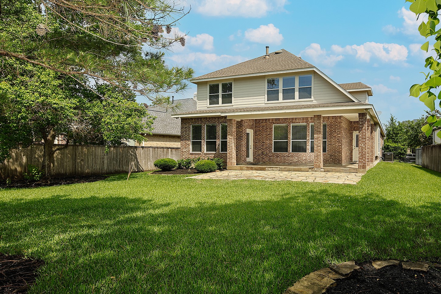 35 Granite Path Place Spring, TX 77389 - Photo 28 of 40 Plenty of Room for Gathering