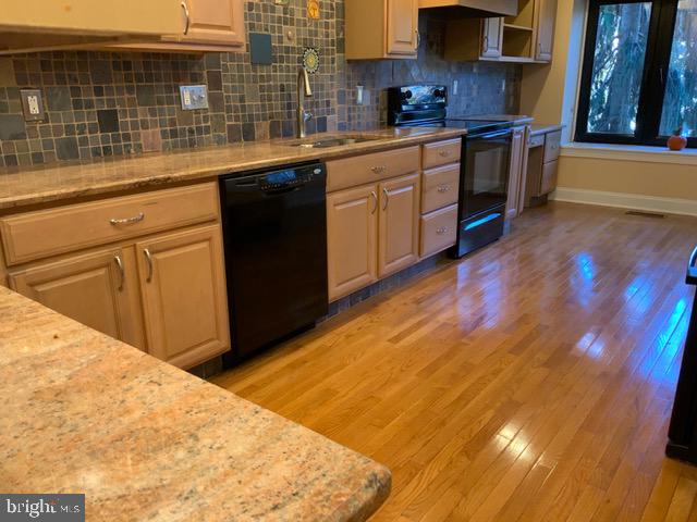 400 Harrison Place Ambler, PA 19002 - Photo 7 of 28