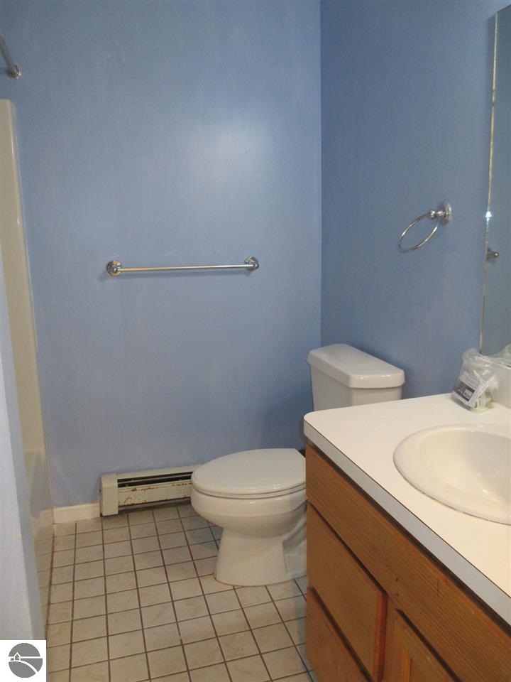 11002 Craig Road Traverse City, MI 49686 - Photo 20 of 50 1791087-19.JPG