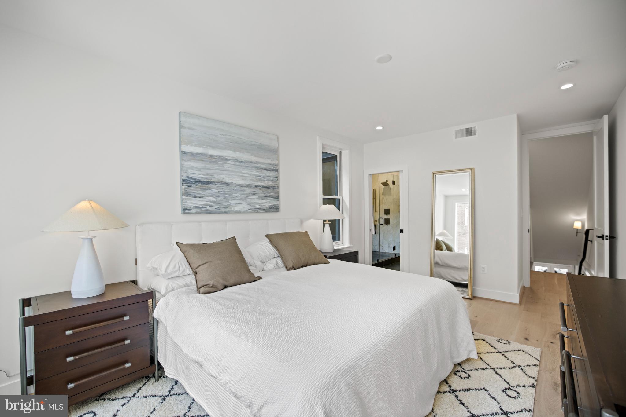 1834 Swann Street Northwest Washington, DC 20009 - Photo 20 of 43