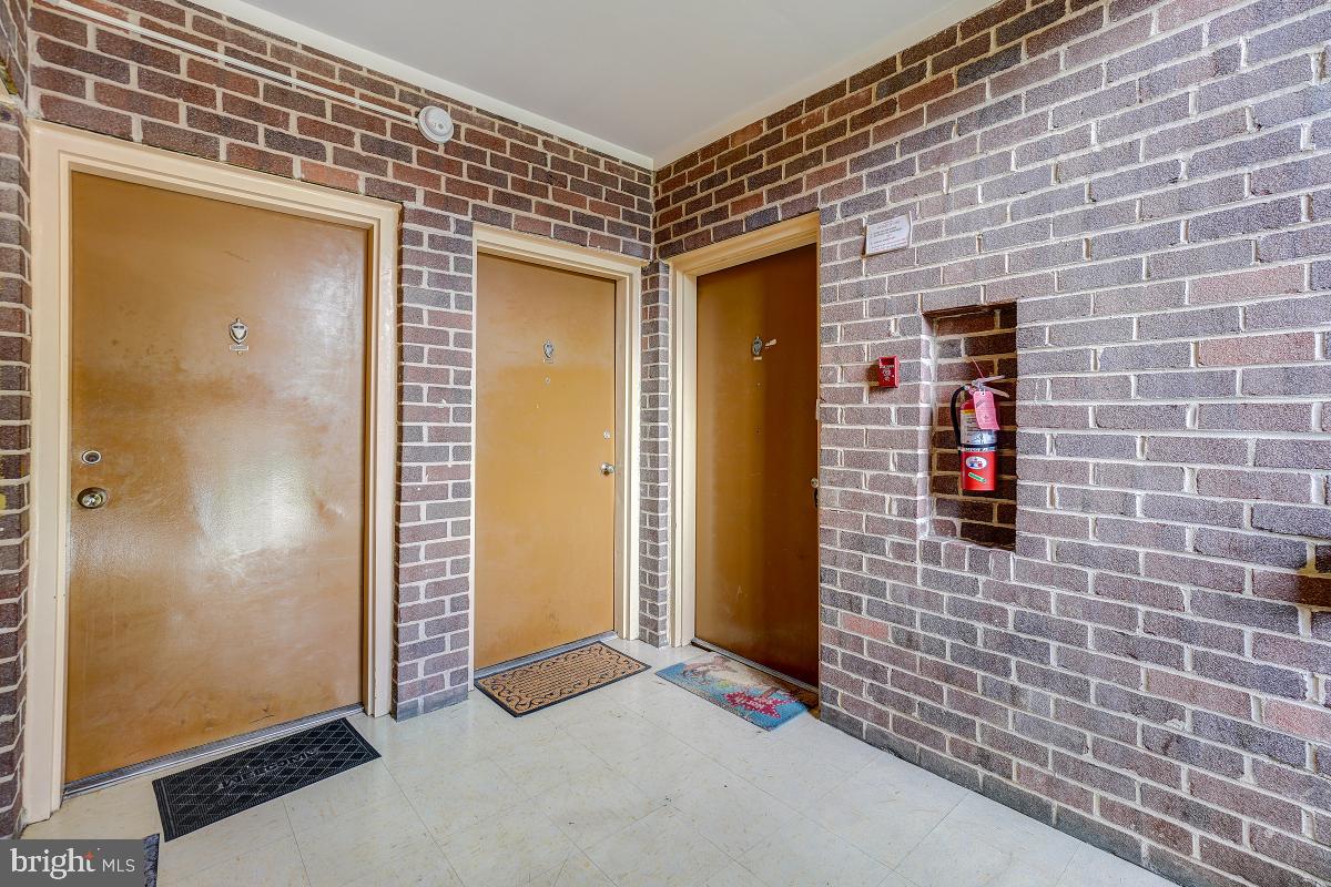 3822 Bel Pre Road, Unit 38228 Silver Spring, MD 20906 - Photo 7 of 35 Gallery Image 7
