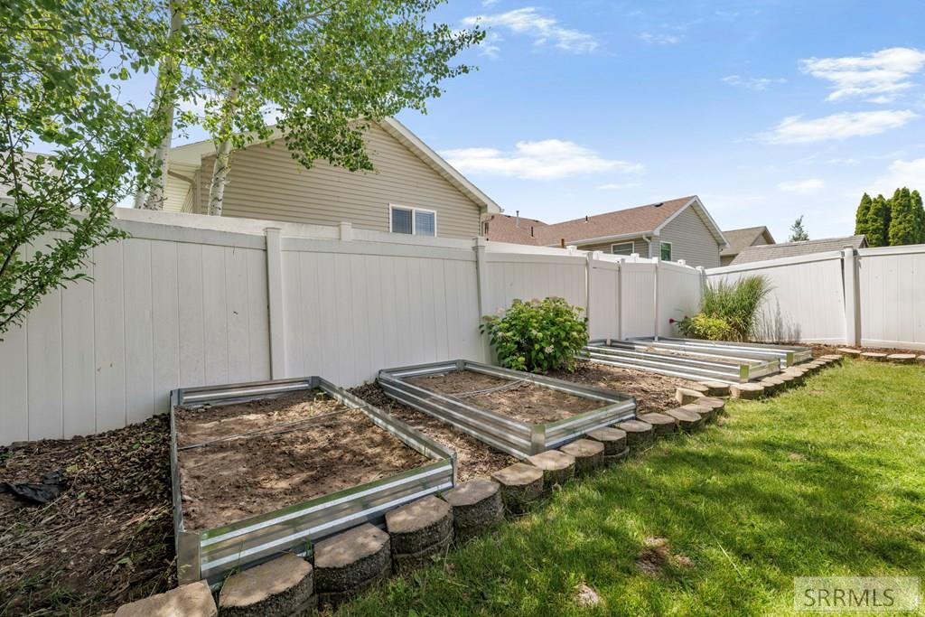 509 Gwen Loop Blackfoot, ID 83221 - Photo 40 of 52