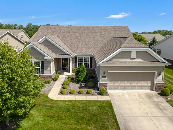 $539,900 | 23930 Montague Drive, Flat Rock, MI 48134
