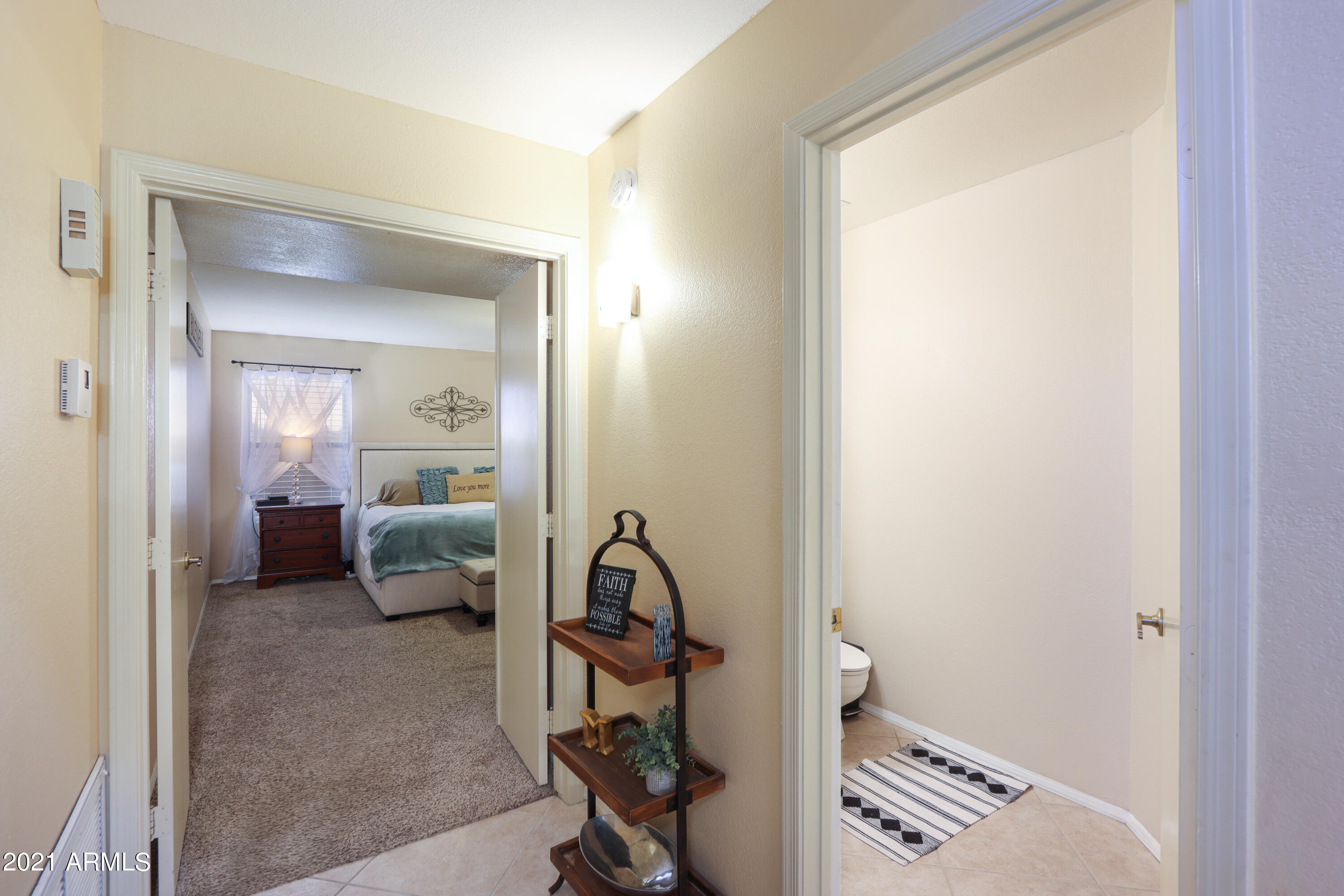 2736 East Rockledge Road Phoenix, AZ 85048 - Photo 15 of 39 20