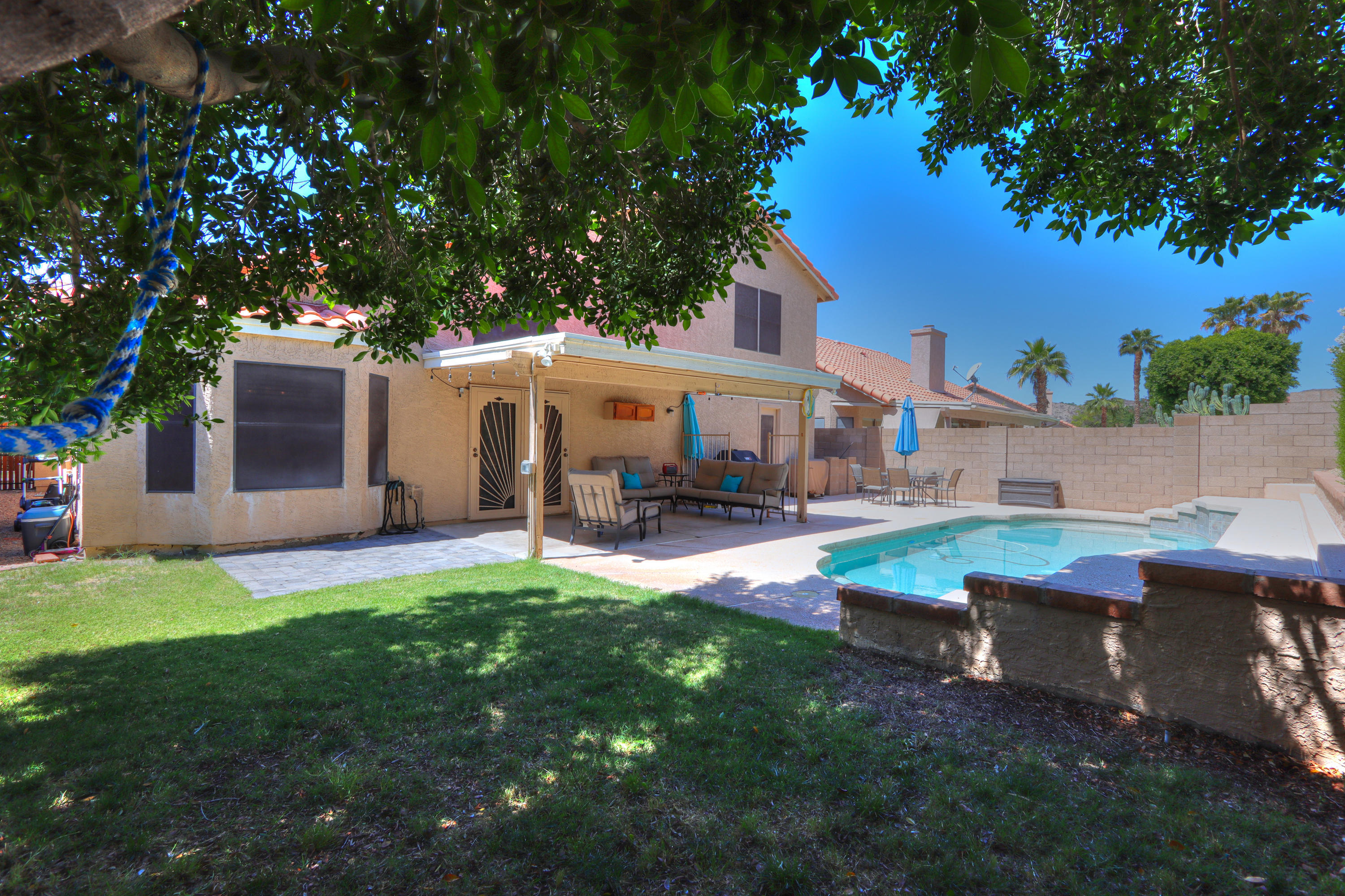 2736 East Rockledge Road Phoenix, AZ 85048 - Photo 36 of 39 44
