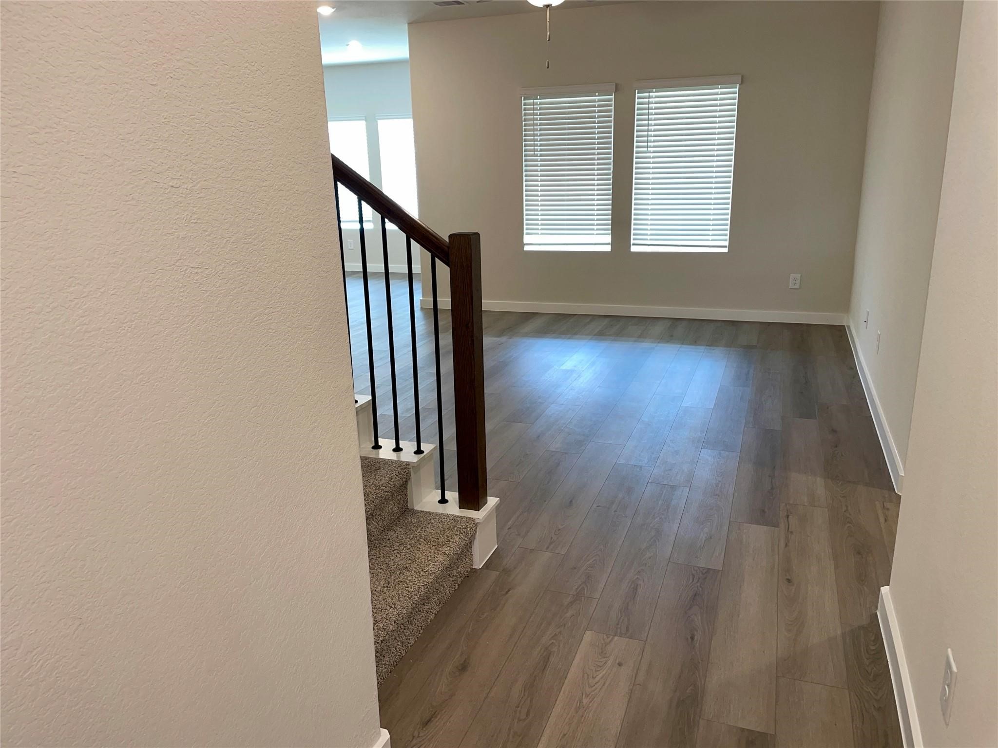 1543 King Rnch Road Conroe, TX 77301 - Photo 5 of 13