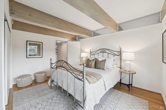 $799,000 | 290 VÃa Casitas, Unit 206, Greenbrae, CA 94904