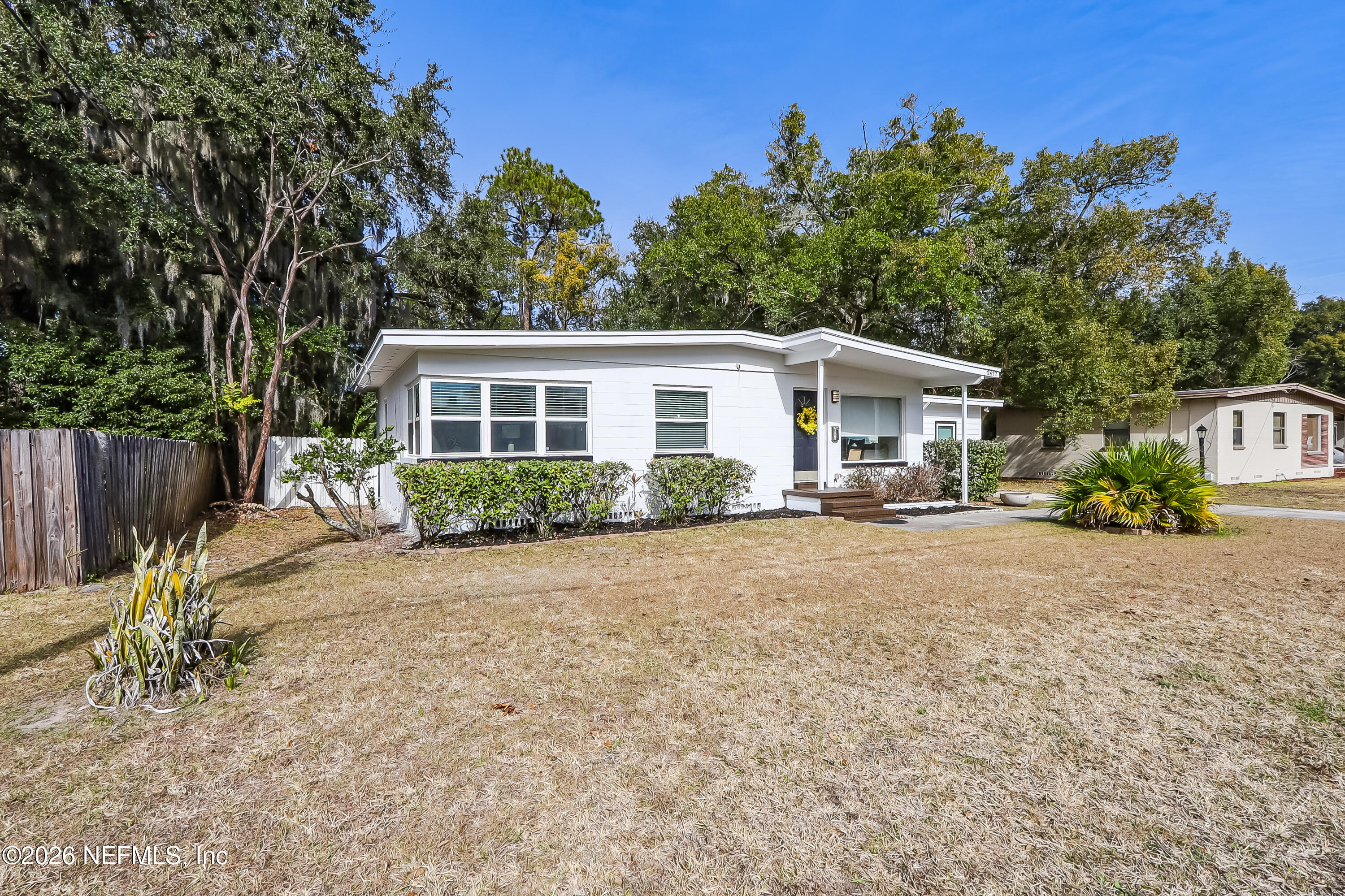 2477 Community Road Jacksonville, FL 32207 - Photo 33 of 33 a house with outdoor space