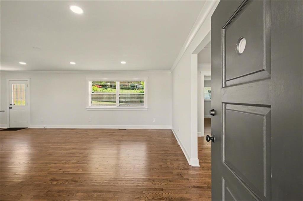 17 Crestwood Road Cartersville, GA 30121 - Photo 7 of 42