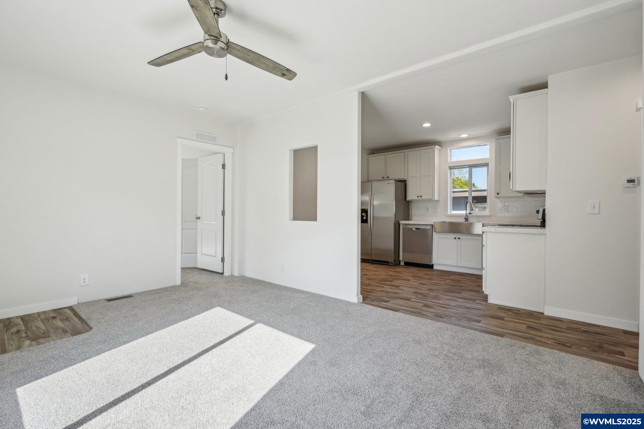 5355 River Road North, Unit 72 Keizer, OR 97303 - Photo 8 of 26