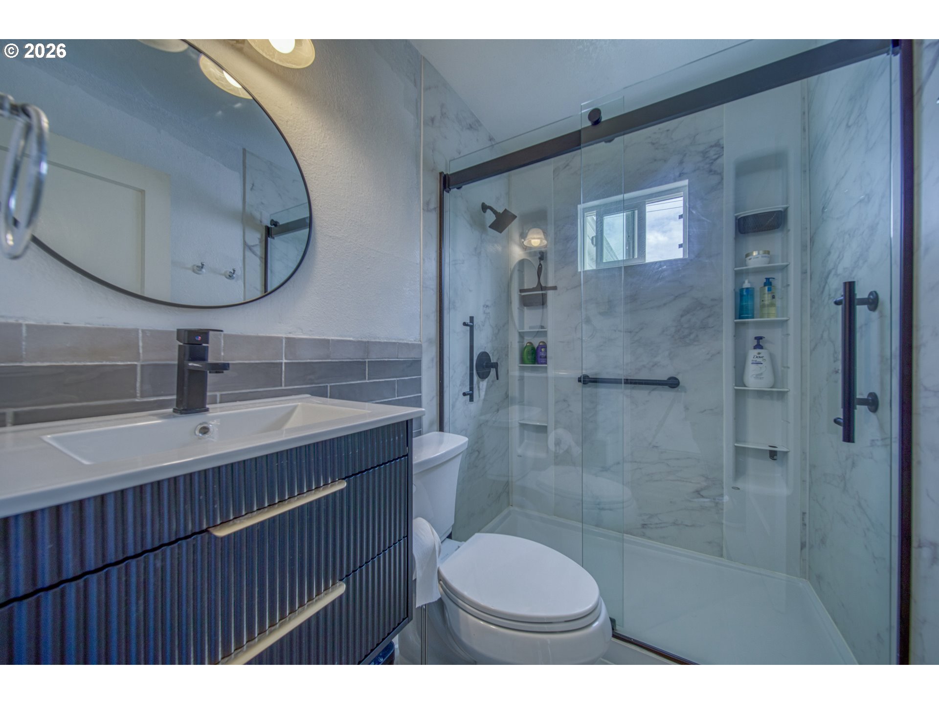 1950 Greenwood Avenue Reedsport, OR 97467 - Photo 15 of 31 Bathroom