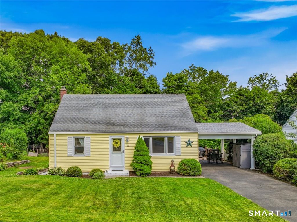 20 Bancroft Road Vernon, CT 06066 - Photo 2 of 40